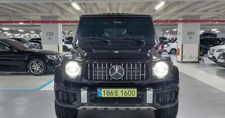 Mercedes-Benz G-Class 