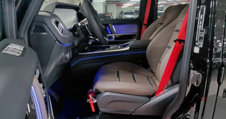 Mercedes-Benz G-Class 