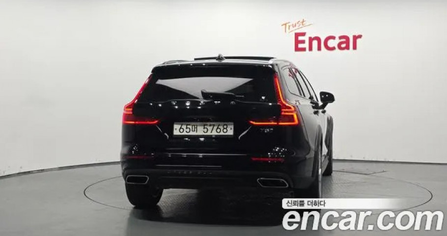 Volvo V60 
