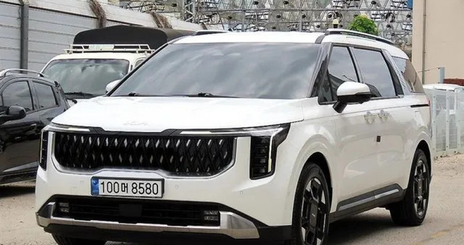 Kia Carnival 