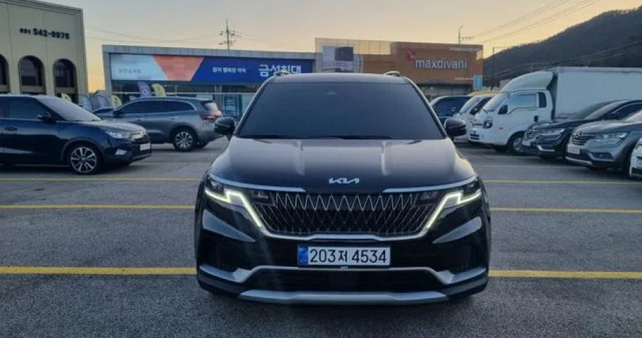 Kia Carnival 