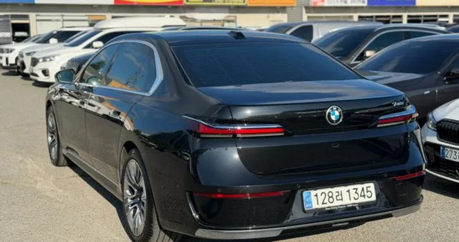 Bmw 7-Series 