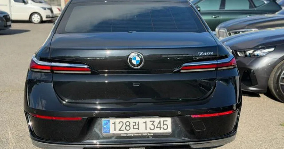 Bmw 7-Series 
