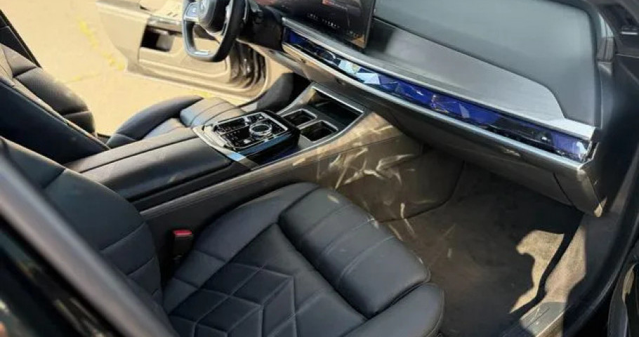 Bmw 7-Series 