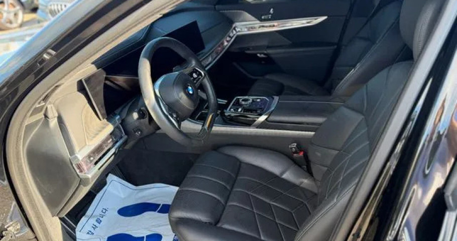 Bmw 7-Series 