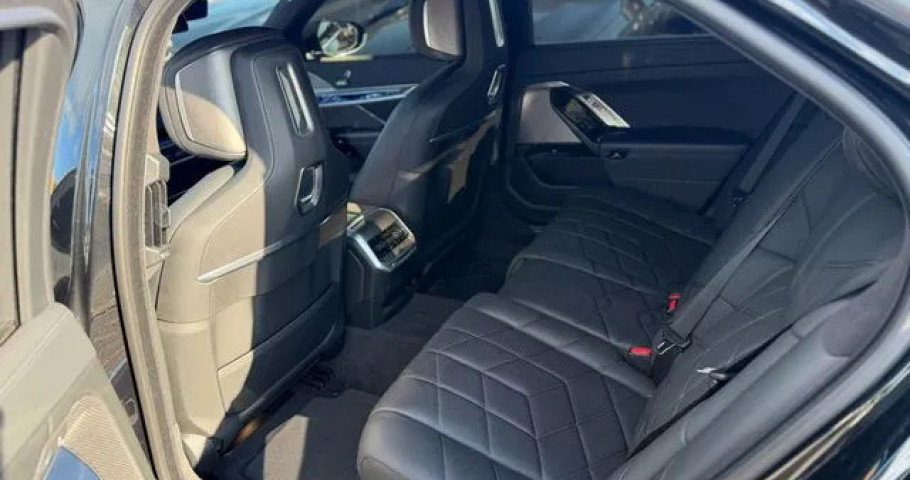Bmw 7-Series 