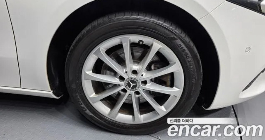 Mercedes-Benz A-Class 