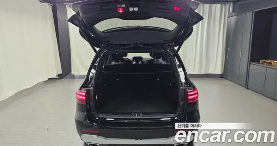 Mercedes-Benz Glb-Class 
