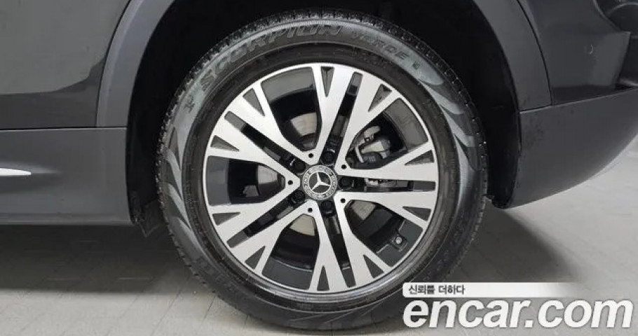 Mercedes-Benz Glb-Class 
