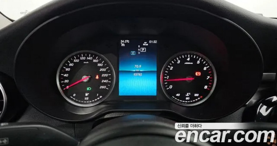 Mercedes-Benz C-Class 