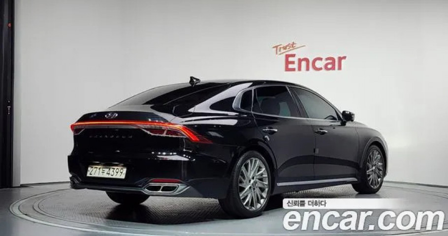 Hyundai Grandeur 