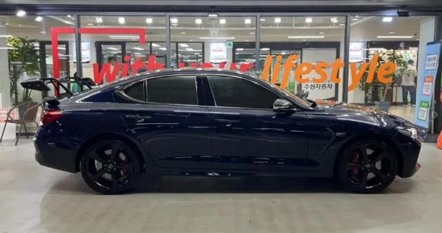 Genesis G70 