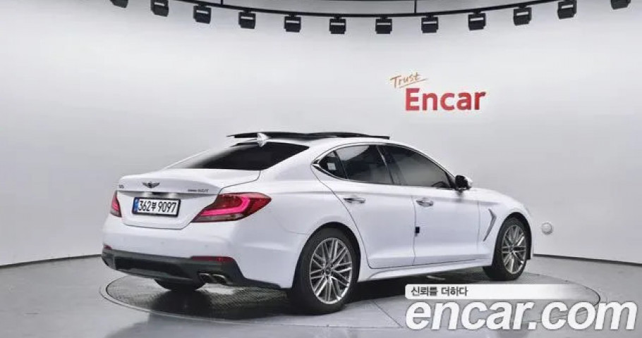 Genesis G70 