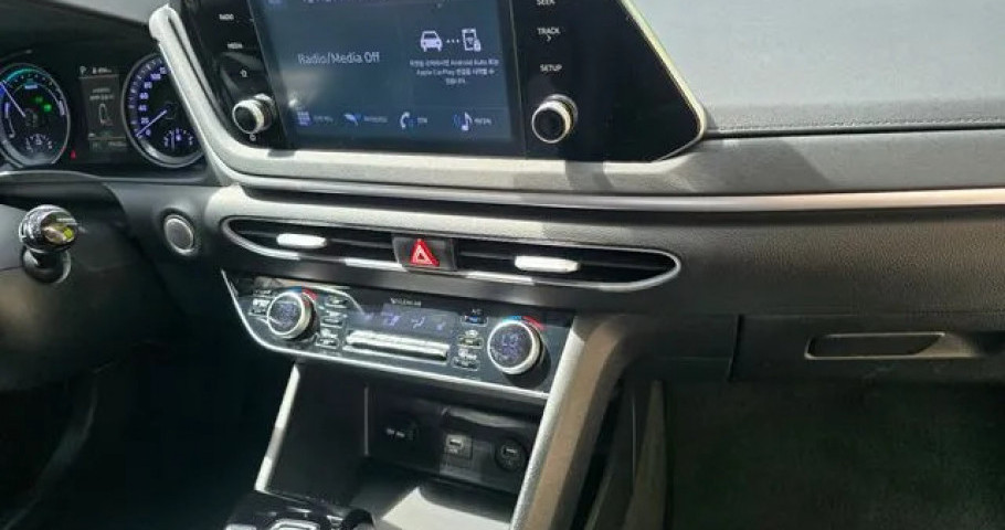 Hyundai Sonata 