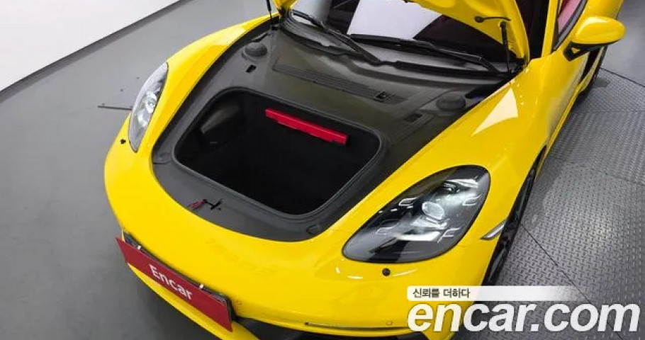 Porsche 718 