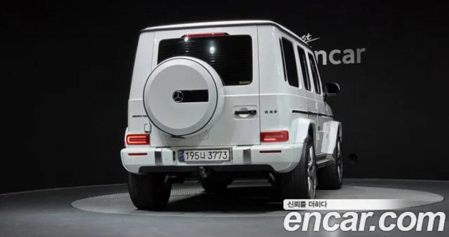 Mercedes-Benz G-Class 