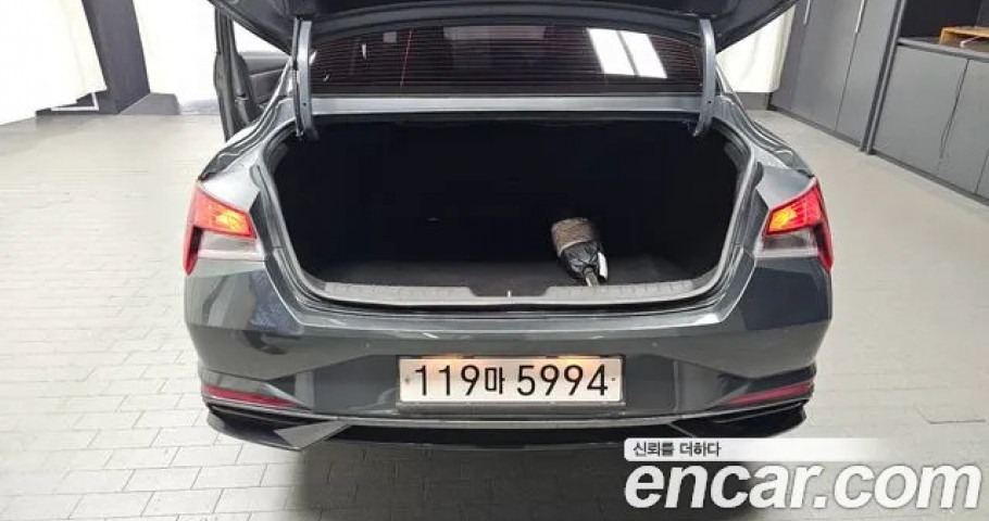 Hyundai Avante (Elantra) 