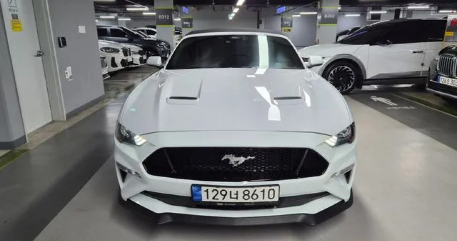 Ford Mustang 