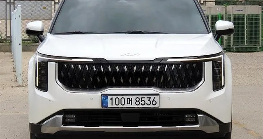 Kia Carnival 
