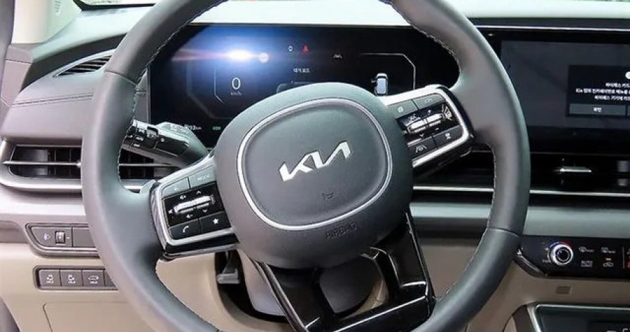 Kia Carnival 