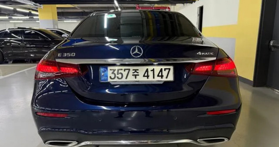 Mercedes-Benz E-Class 