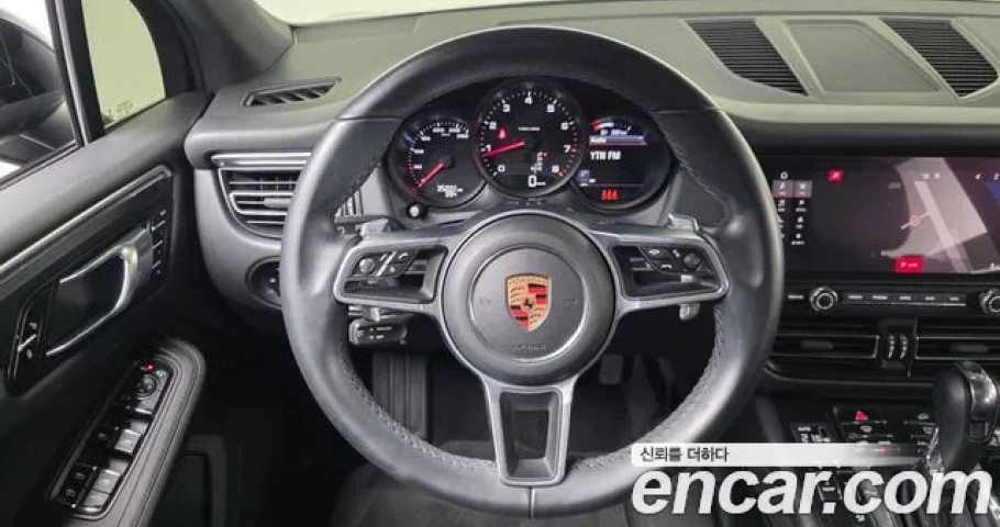 Porsche Macan 