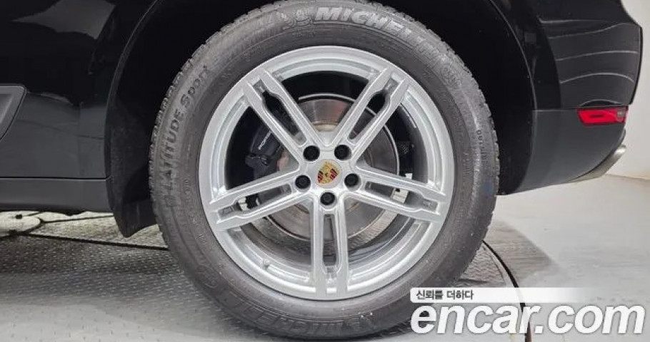 Porsche Macan 