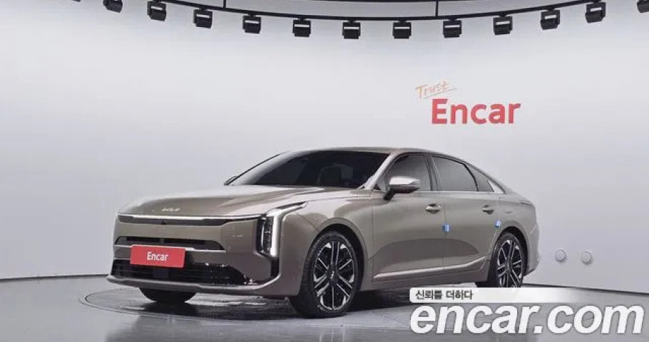 Kia K8 