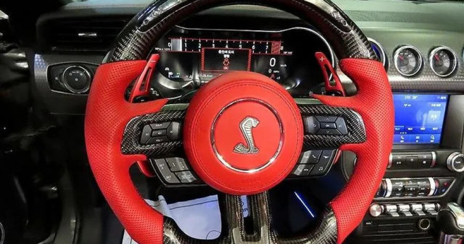 Ford Mustang 