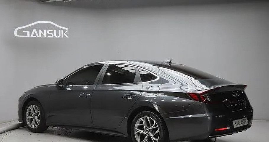 Hyundai Sonata 