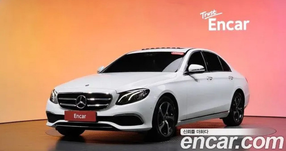 Mercedes-Benz E-Class 