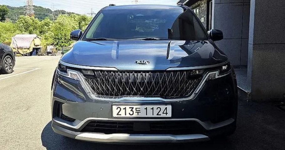Kia Carnival 