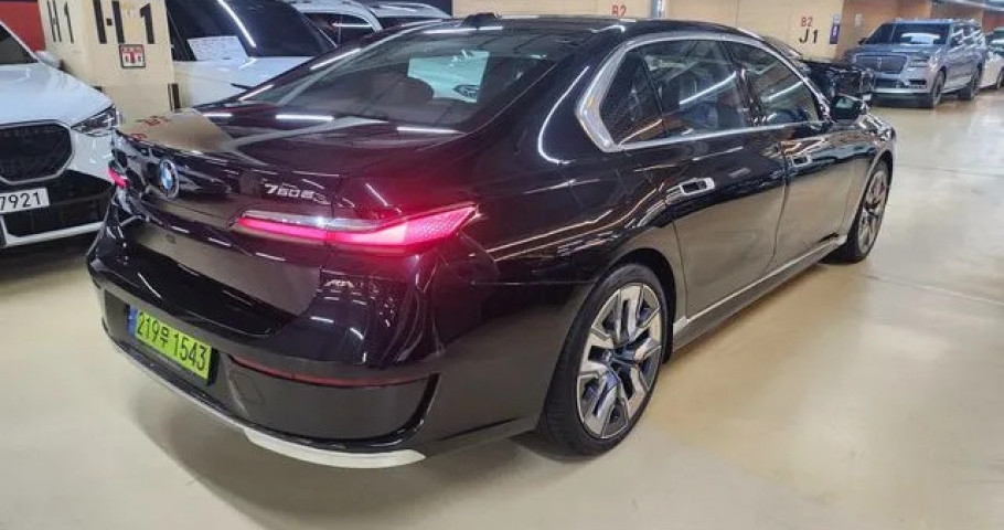 Bmw 7-Series 