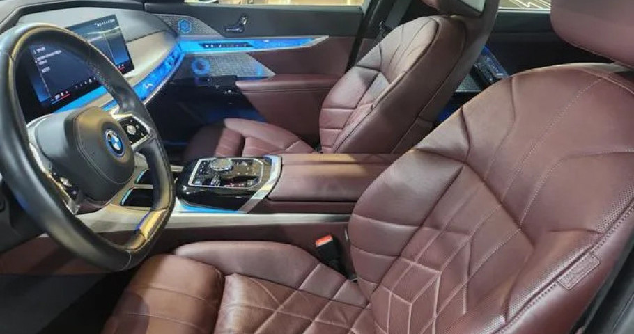 Bmw 7-Series 