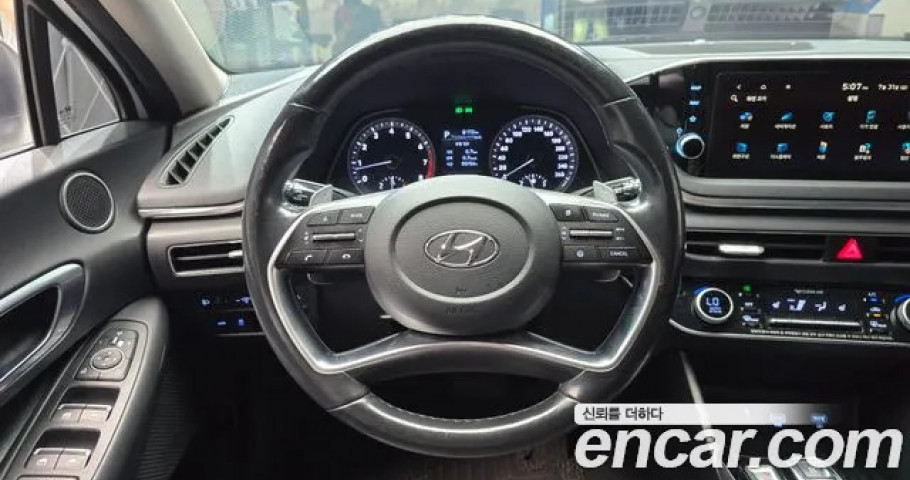 Hyundai Sonata 