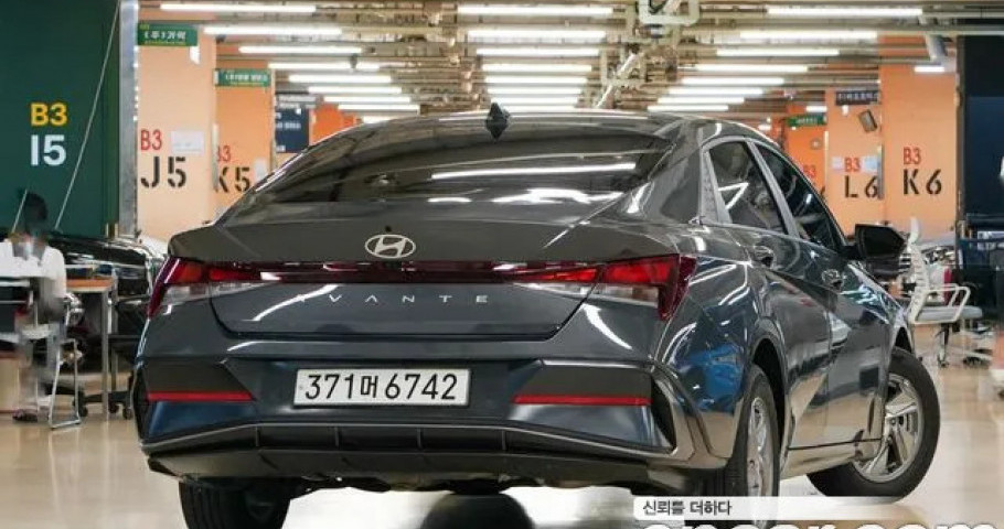 Hyundai Avante (Elantra) 