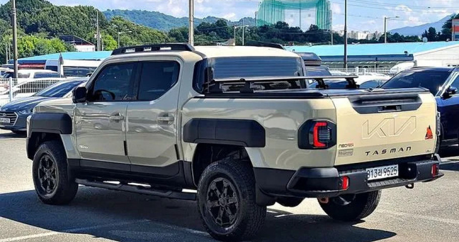 Kia Tasman 