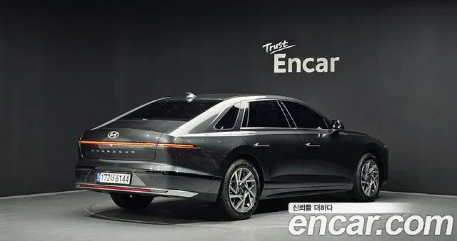 Hyundai Grandeur 
