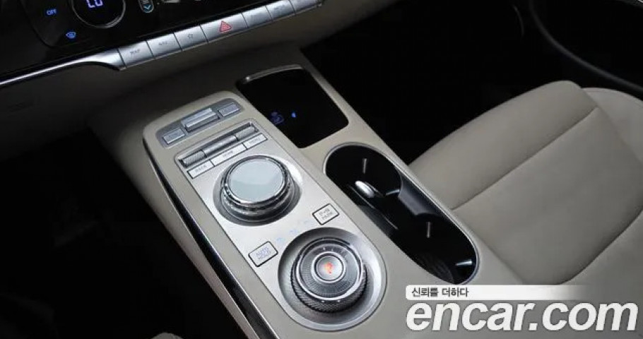 Genesis Gv70 