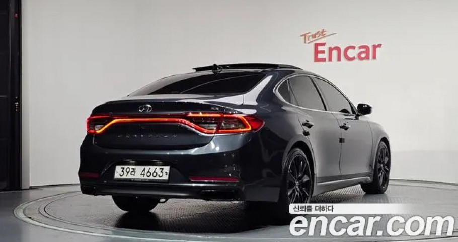 Hyundai Grandeur 