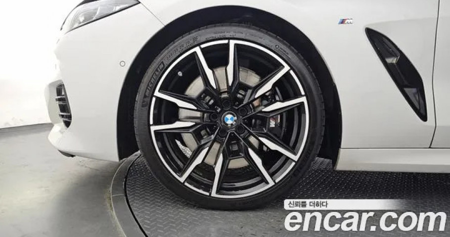 Bmw 8-Series 