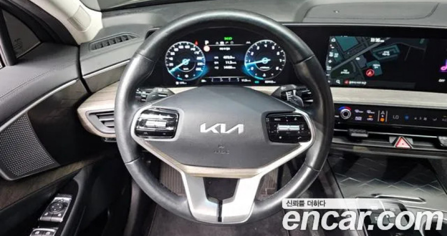 Kia K8 