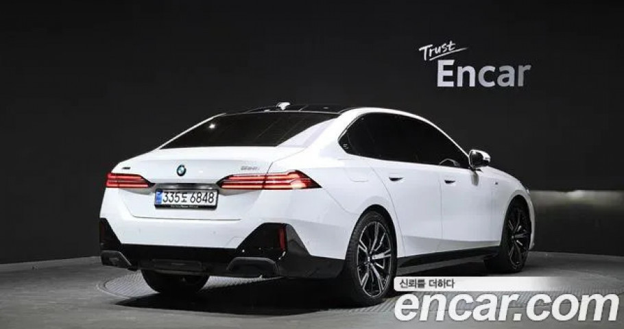 Bmw 5-Series 