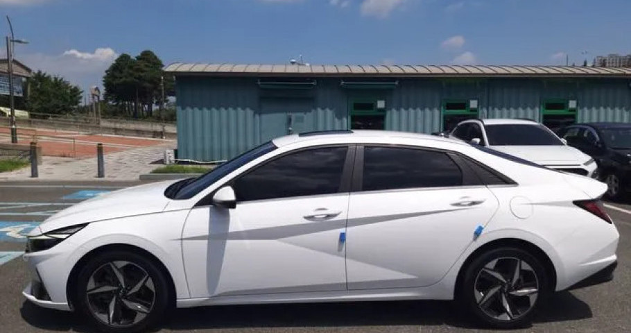 Hyundai Avante (Elantra) 