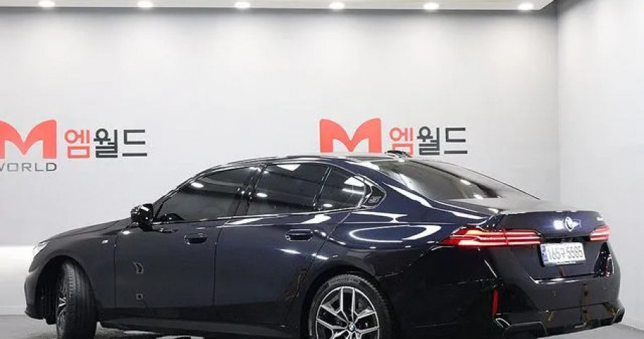 Bmw 5-Series 