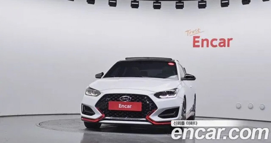 Hyundai Veloster 