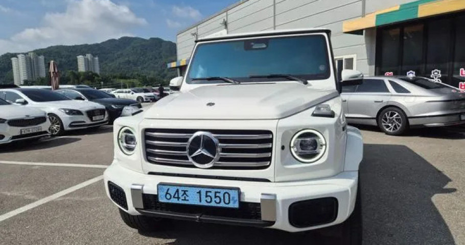 Mercedes-Benz G-Class 