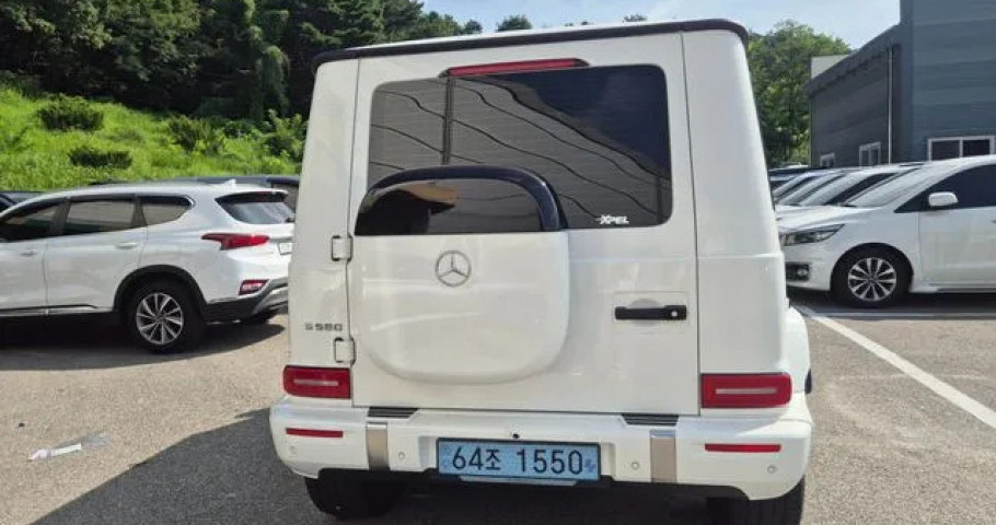 Mercedes-Benz G-Class 
