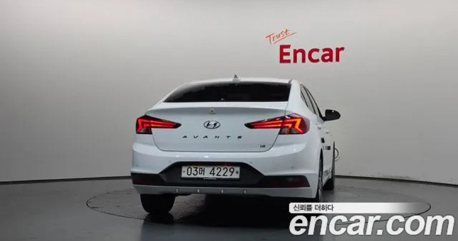 Hyundai Avante (Elantra) 