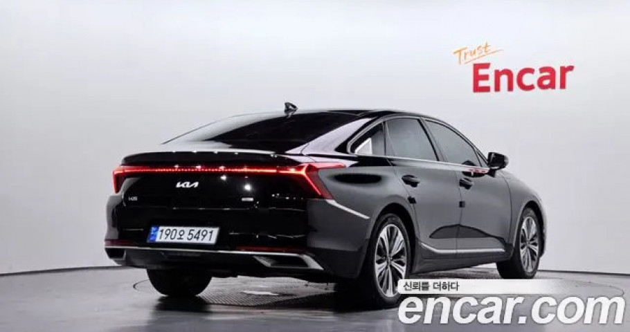 Kia K8 